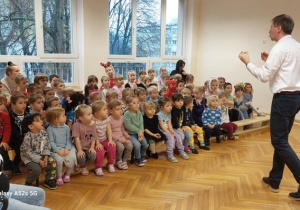 Pan opowiada o Balecie pt. "Dziadek do orzechów"