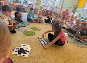 Realizacja Innowacji Pedagogicznej "Przedszkolak czyta i od sylab zaczyna"- metoda symultacyjno-pedagogiczna wg.prof. J.Cieszyńskiej